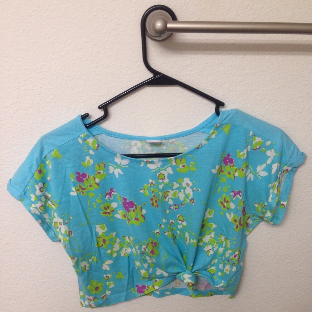 s.Oliver Crop Top with Knot